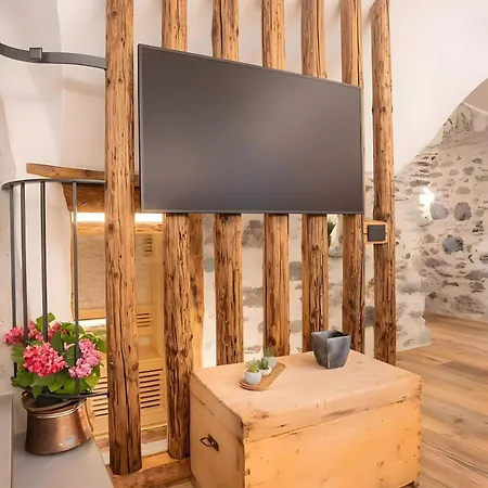 Daire Giuly's Luxury Bormio